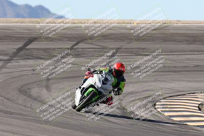 media/Jan-15-2026-Racers Edge (Thu) [[dfebeb70ab]]/3-B Group/Session 2 (Bowl Exit)/